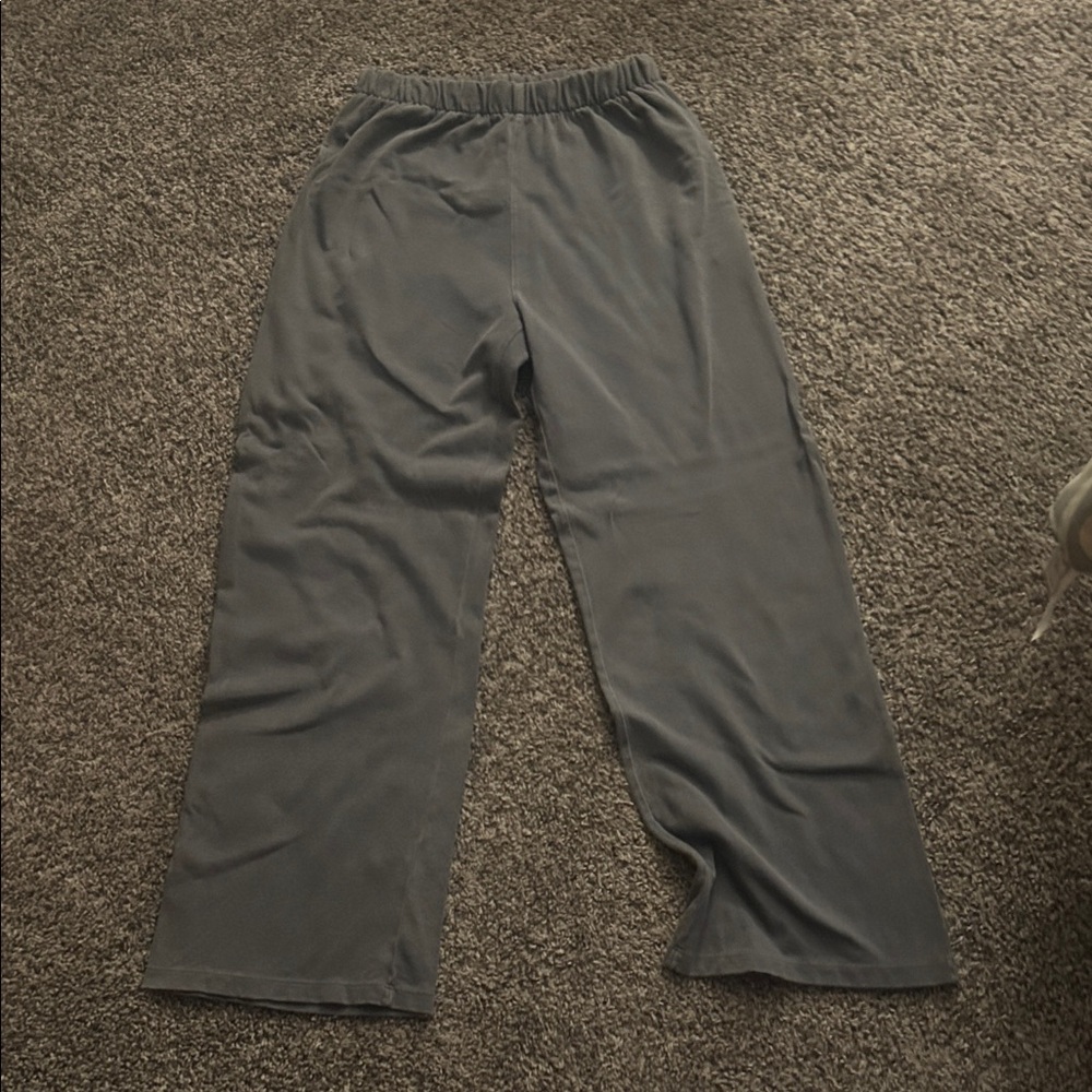 Brandy Melville Wide-Leg Pants